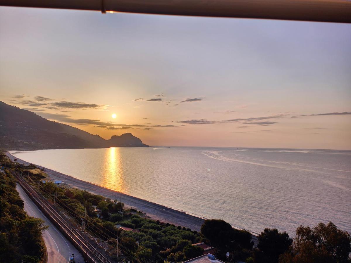 Cefalu Seaside Suite Exteriör bild